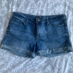 Gap Sexy Boyfriend Short